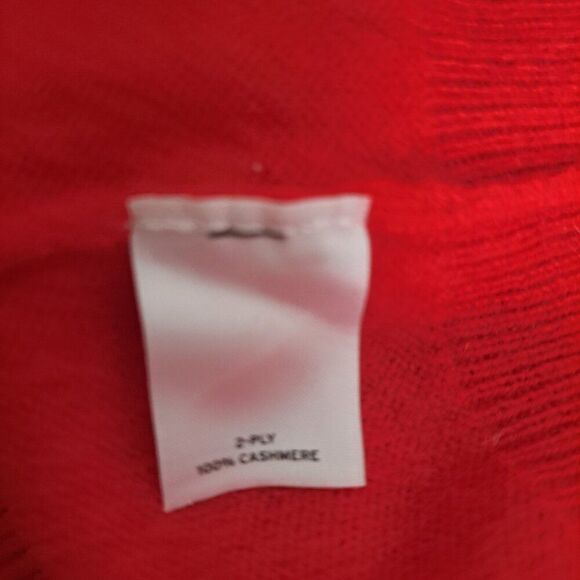 Halogen Women's Red 2 Ply Cashmere Long Sleeve V Neck Pullover Sweater Sz XS - Picture 7 of 8
